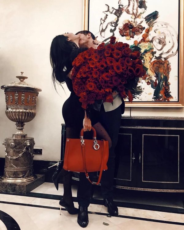 дорогие подарки девушке