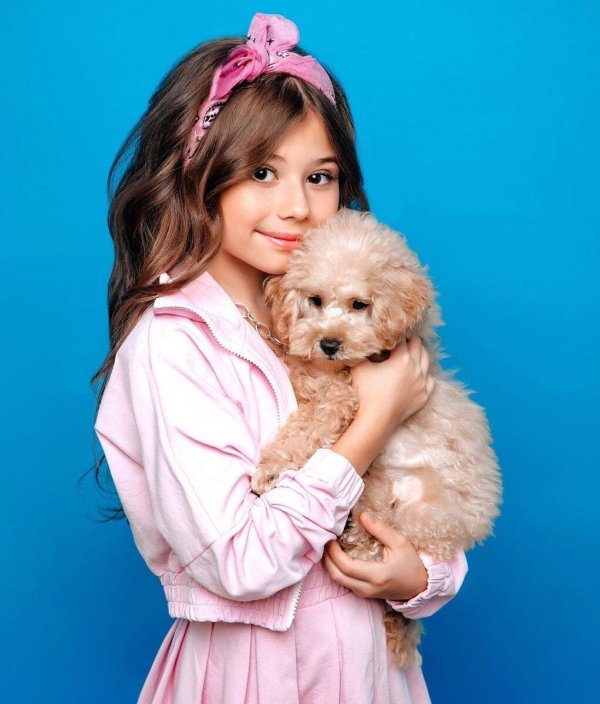 дипик собака миланы