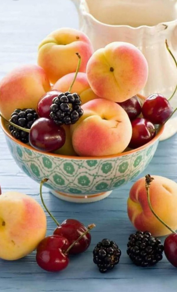 слива персик черешня абрикос