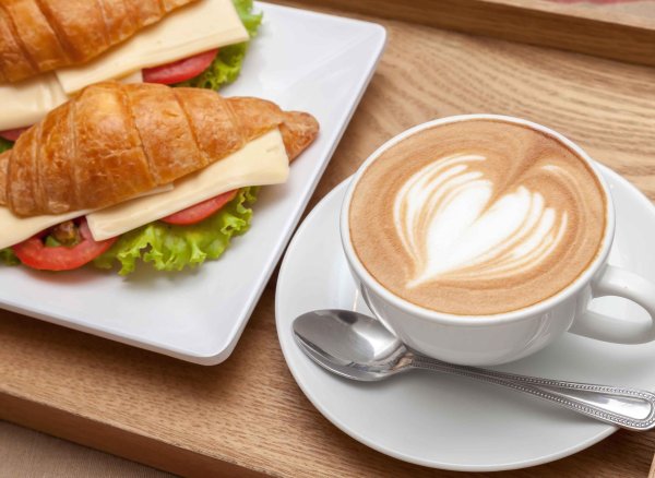 завтрак бутерброды