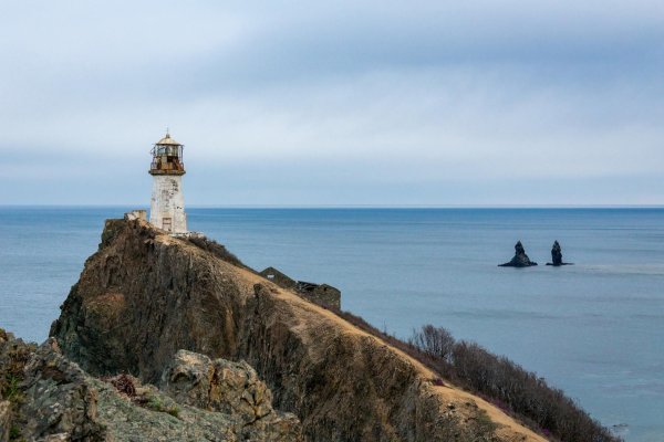 маяк островной приморский край