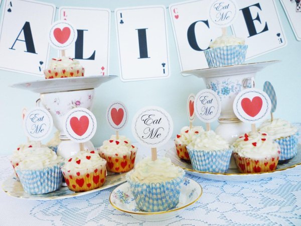 вечеринка алиса в стране чудес