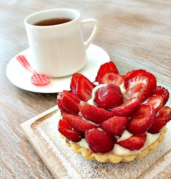 тарталетка клубничная