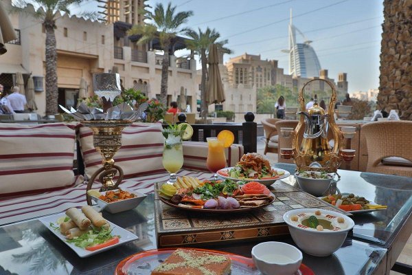 еда в дубае