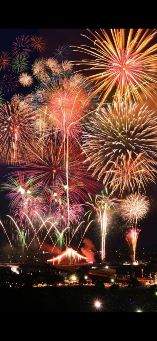 красивый фейерверк