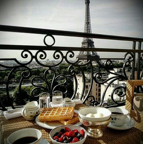 завтрак во франции