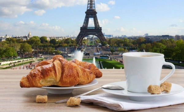 франция круассаны эйфелева башня