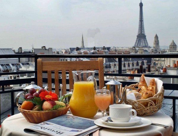 ресторан на эйфелевой башне в париже