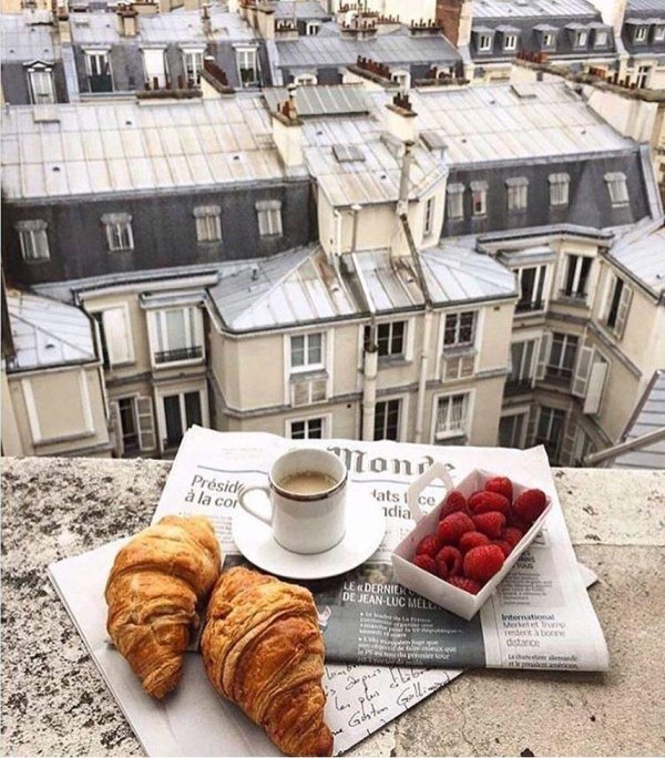 парижский круассан