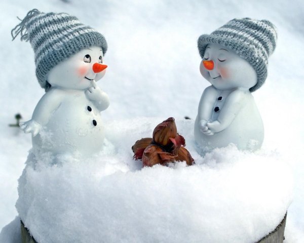 красивые снеговики