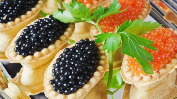 тарталетка с икрой