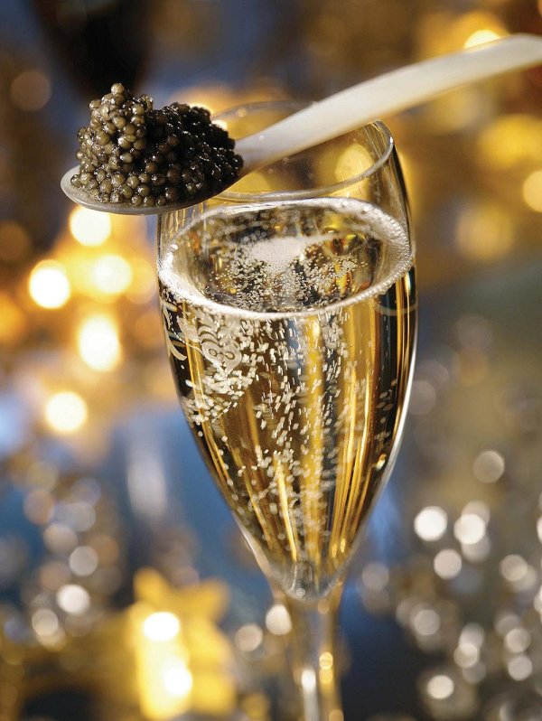 бокал шампанского