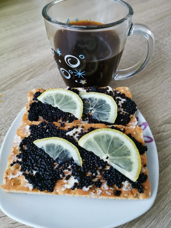 завтрак с икрой