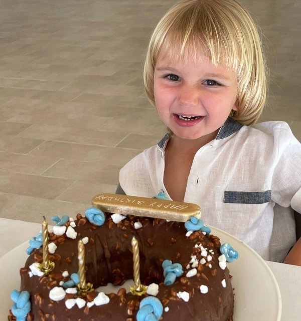 сын рудковской и плющенко арсений