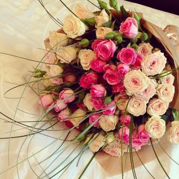 кустовая роза букет