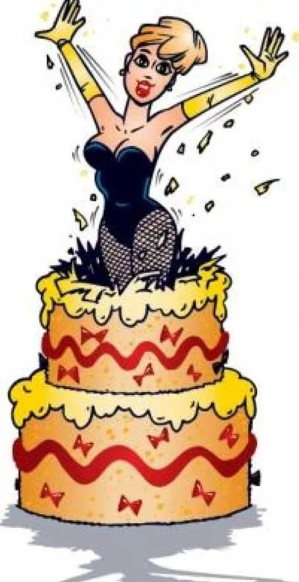 девушка из торта