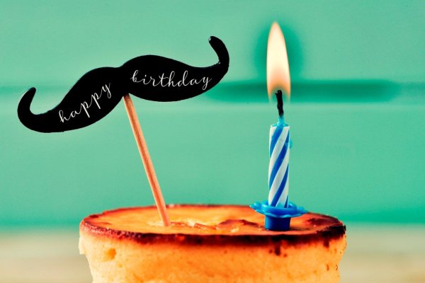 открытки с днём рождения мужчине стильные необычные