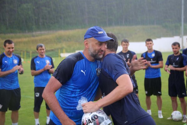 команда футбольная