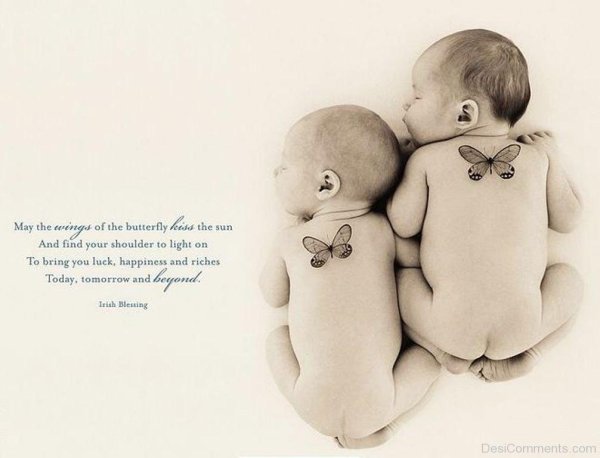 новорожденные близнецы