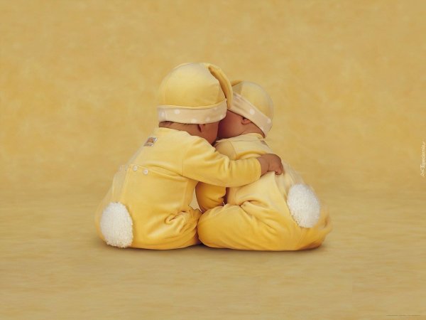 поздравления с рождением двойняшек