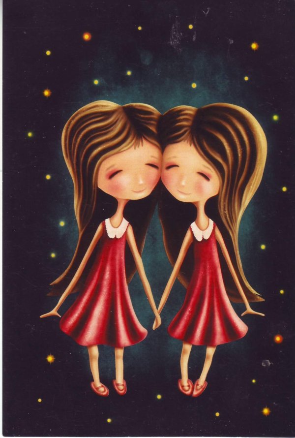 женщина близнецы