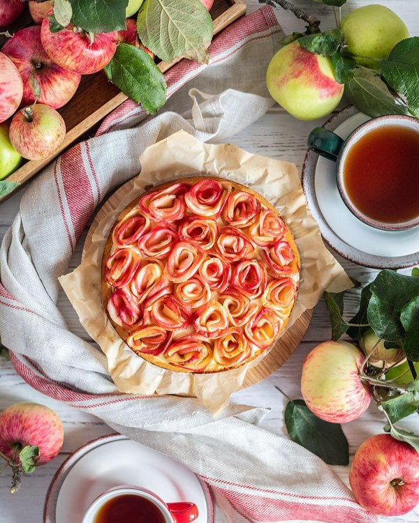 яблочные пироги