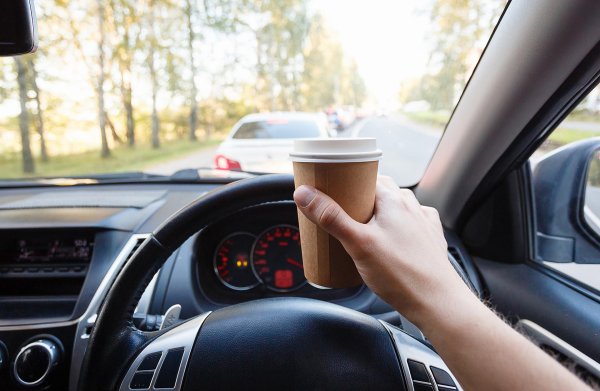 кофе за рулем