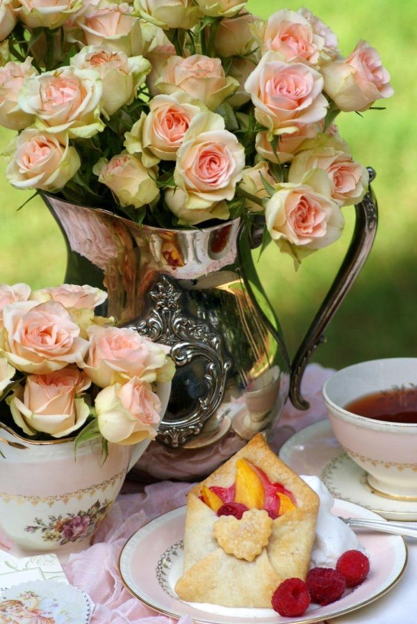 чаепитие в саду