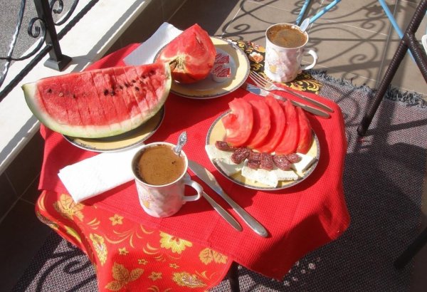 утро завтрак