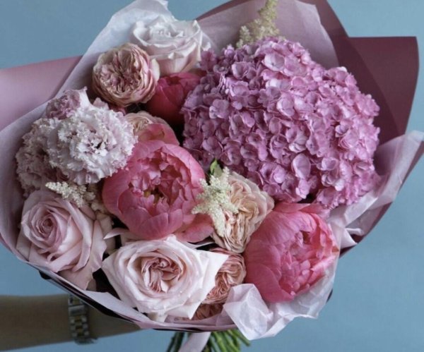 красивые букеты из пионов