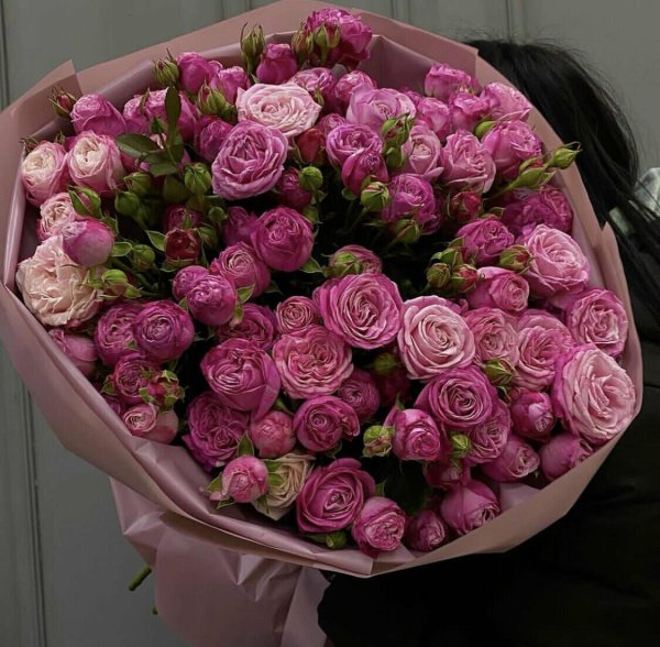 монобукет пионовидные розы