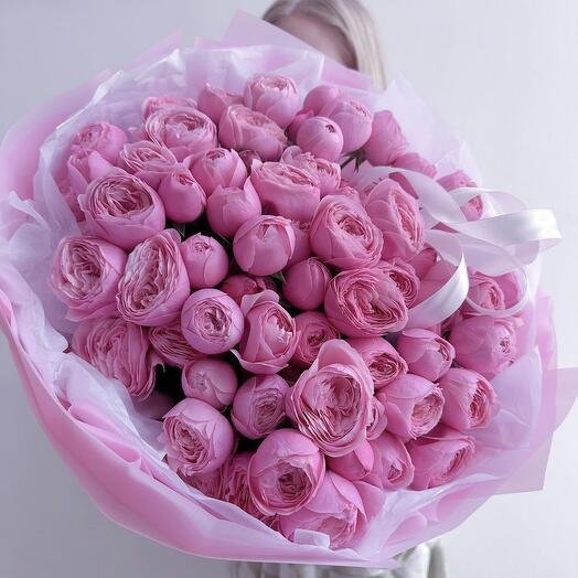 пионовидные розы розовые