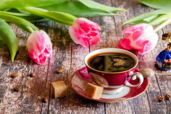 чашка кофе на столе