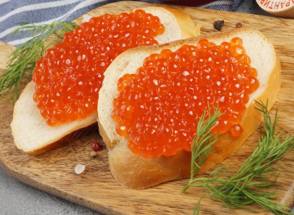 бутер с икрой