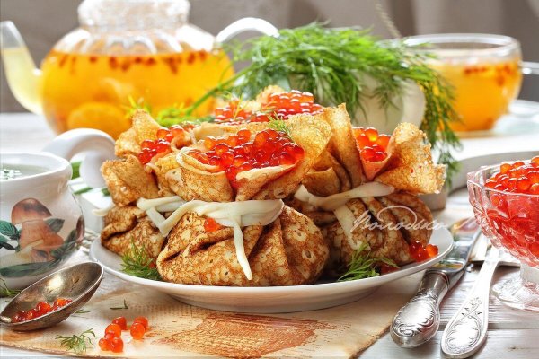 икра с блинами