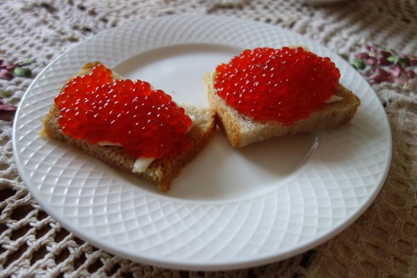 бутер с икрой