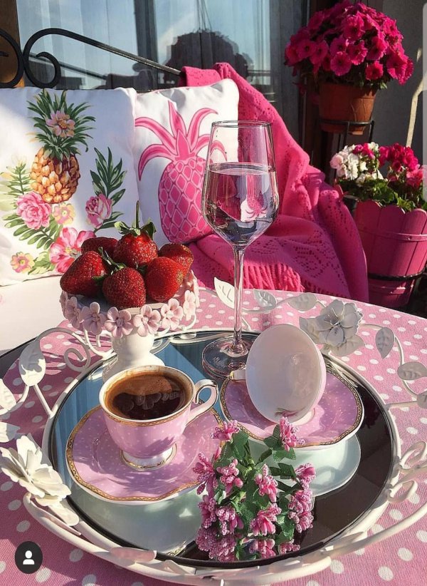 красивая сервировка стола