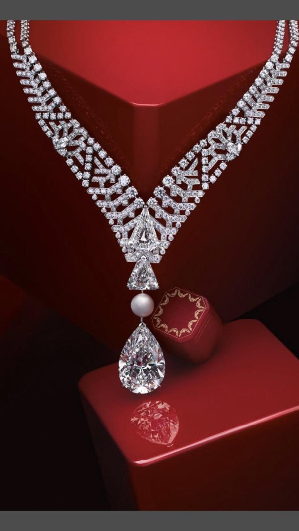 бриллиантовое ожерелье