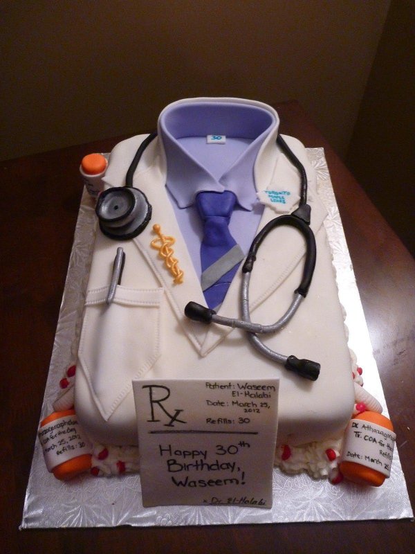 украшение торта врачу