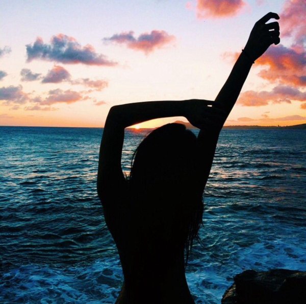 девушки на море