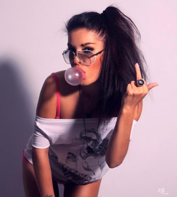 красивые дерзкие девушки