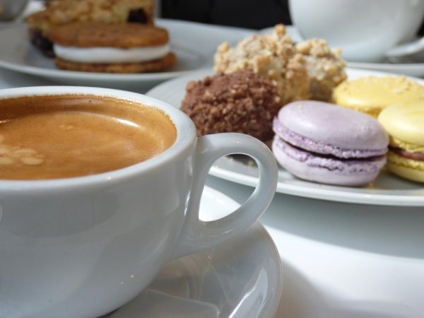 горячего кофе