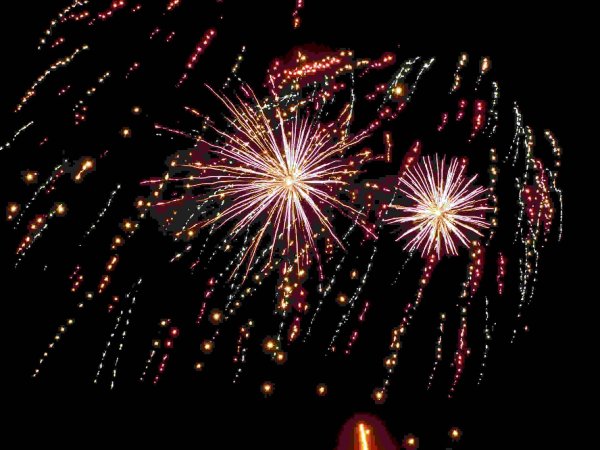 поздравляем салют