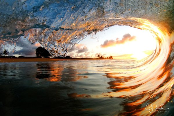 красивая волна