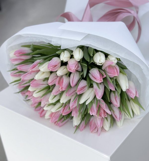 монобукет  тюльпаны