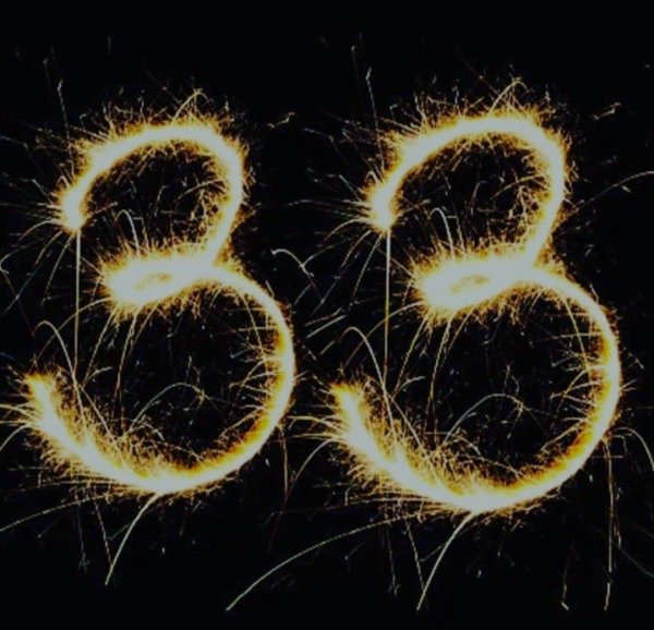 красивая цифра 35