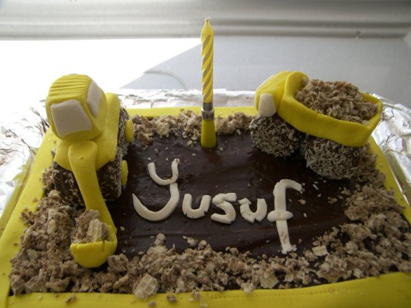 торт со строительной техникой для мальчика