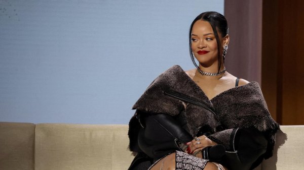 rihanna super bowl