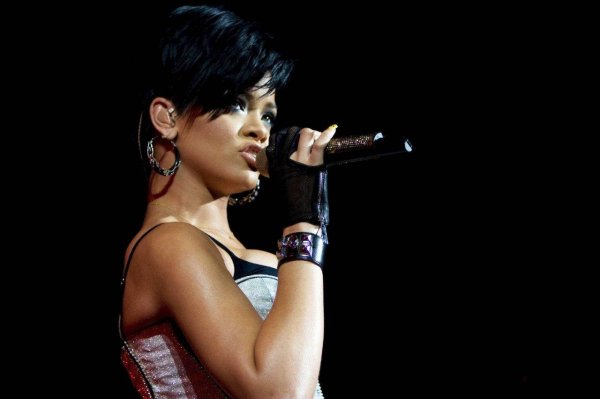 rihanna 2008
