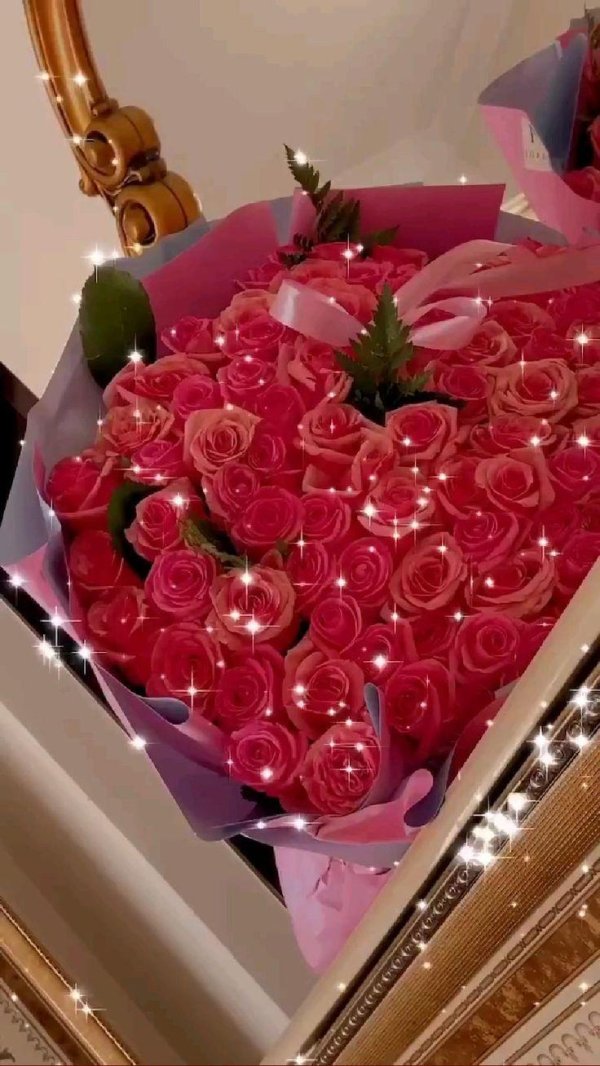 С днем рождения меня розы